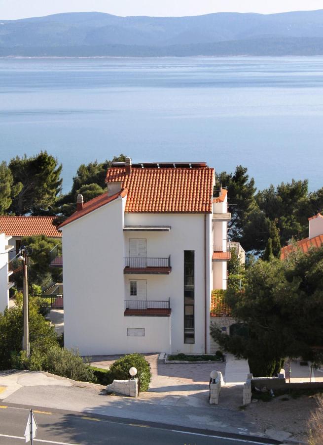 Apartments By The Sea Medici, Omis - 1046 Mimice Bagian luar foto