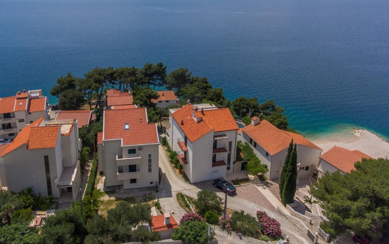 Apartments By The Sea Medici, Omis - 1046 Mimice Bagian luar foto