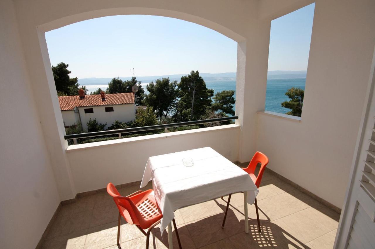 Apartments By The Sea Medici, Omis - 1046 Mimice Bagian luar foto